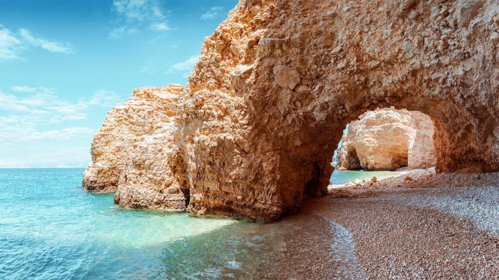 Romantic Holidays in Greece