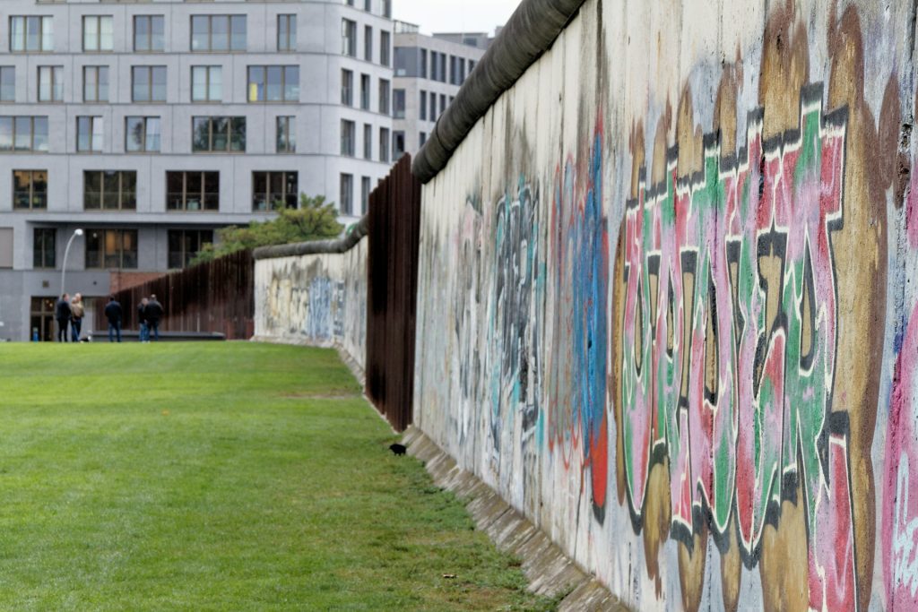Top 8 Places to Visit in Berlin / Berlin Wall