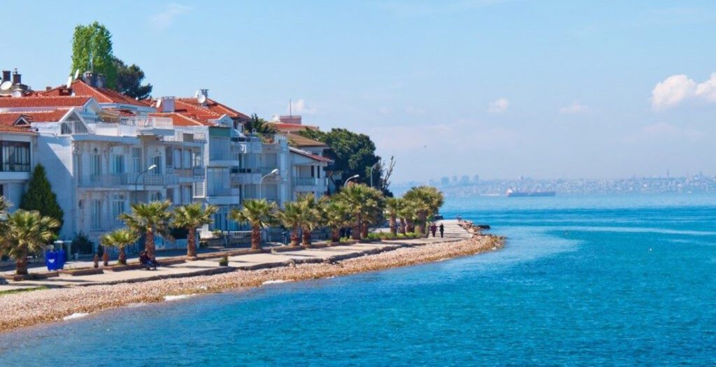 Istanbul Guide : Prince's Islands Istanbul Guide : Prince's Islands